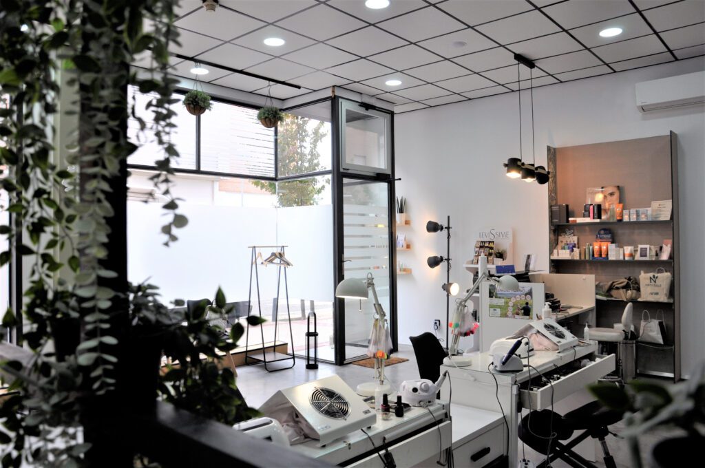 Diseño de interiores centro estética navarra 2